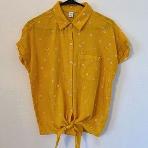 Old Navy Yellow Daisy Button-Down